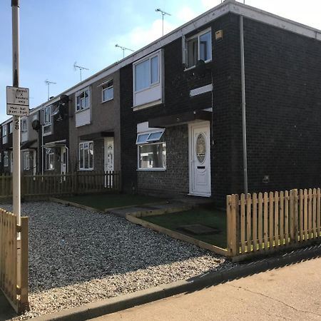 4 Bed House Next To Basildon Town Centreヴィラ エクステリア 写真